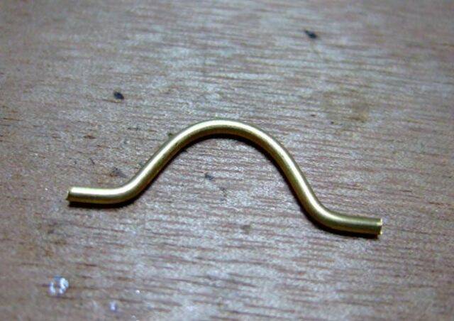 艦尾轉向舵部位-剪斷多於的部份